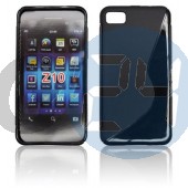 Blackberry z10 fekete hullámos szilikontok Z10  E003536